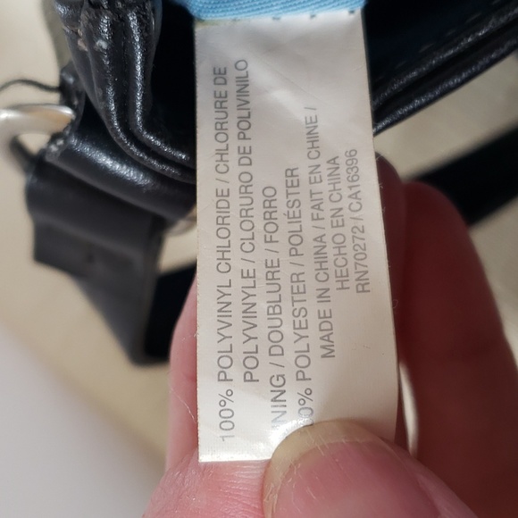 Liz Claiborne Women's Preowned Faux Leather Black Purse with Four Compartments - Picture 10 of 12